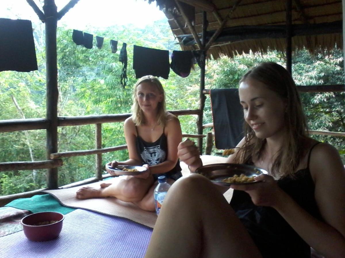 Orangutantreksumatra & Lovely Jungle Lodge Only Book If You Are Treking With Us Bukit Lawang Exterior foto