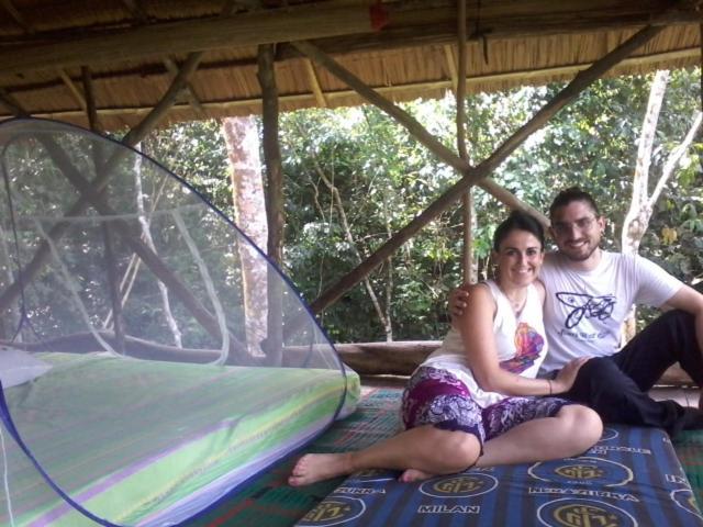 Orangutantreksumatra & Lovely Jungle Lodge Only Book If You Are Treking With Us Bukit Lawang Habitación foto