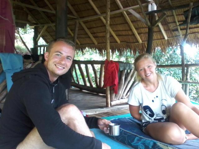 Orangutantreksumatra & Lovely Jungle Lodge Only Book If You Are Treking With Us Bukit Lawang Habitación foto